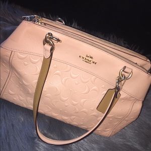 LIKE NEW ORIGINAL COACH PURSE